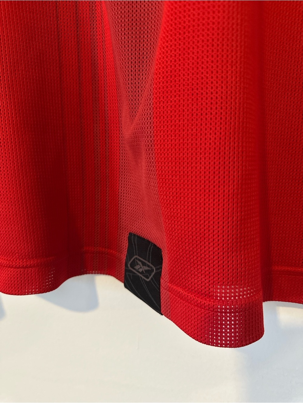 Vintage Reebok Red Sweater Vest | Size Large | Sporty V-Neck Knit - Picture 9 of 14